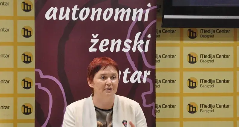 Femicid u Srbiji 2025: Institucije zataškale rizik, a brojke ne lažu, životi su mogli biti spašeni