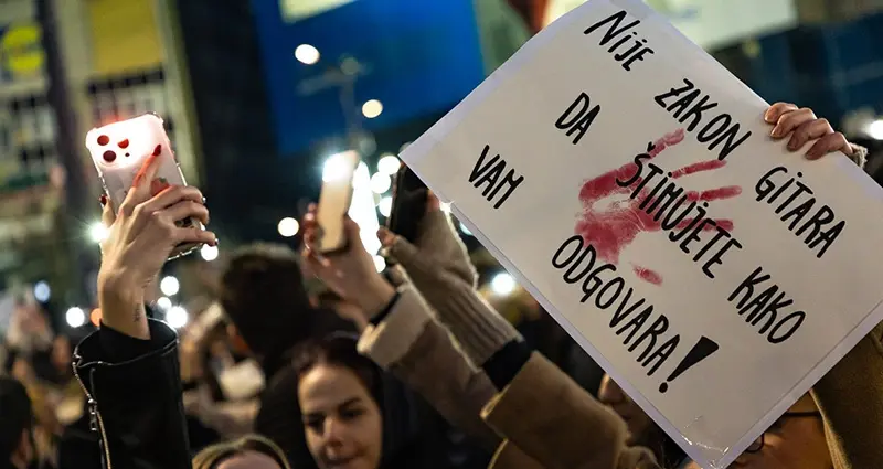 CRTA: Oko 60 odsto građana podržava proteste i blokade u Srbiji