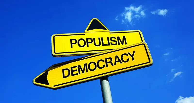 Populisti krajnje desnice mnogo češće nego levičari šire lažne vesti